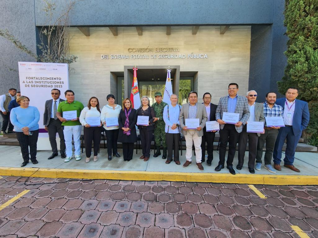 Recibe Ayuntamiento de Tlaxcala equipo de cómputo para seguridad